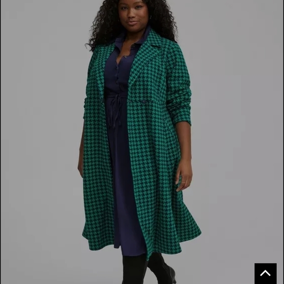 Green Houndstooth Belted Coat - Picture 2 of 6